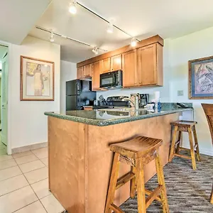 Cute Beachfront With Lanai And Pools Kahana